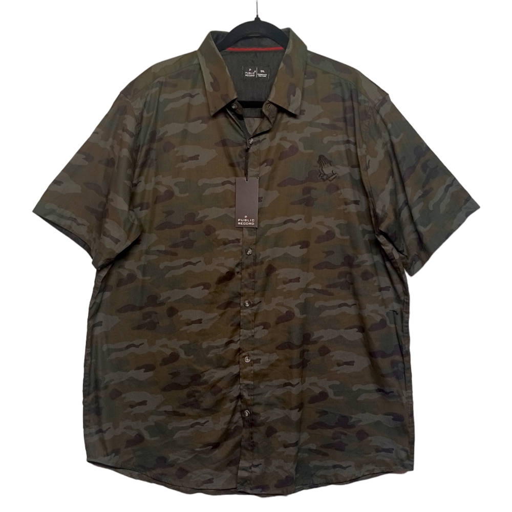 PUBLIC RECORD Green Camo Praying Print Short Sleeve Button Front Shirt 2XL NWT